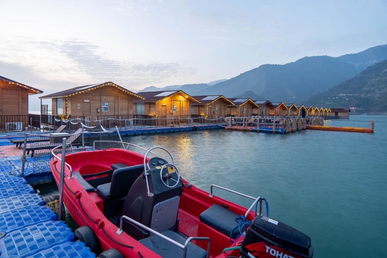 Le Roi Floating Huts & Eco Rooms Tehri New Tehri Exterior photo